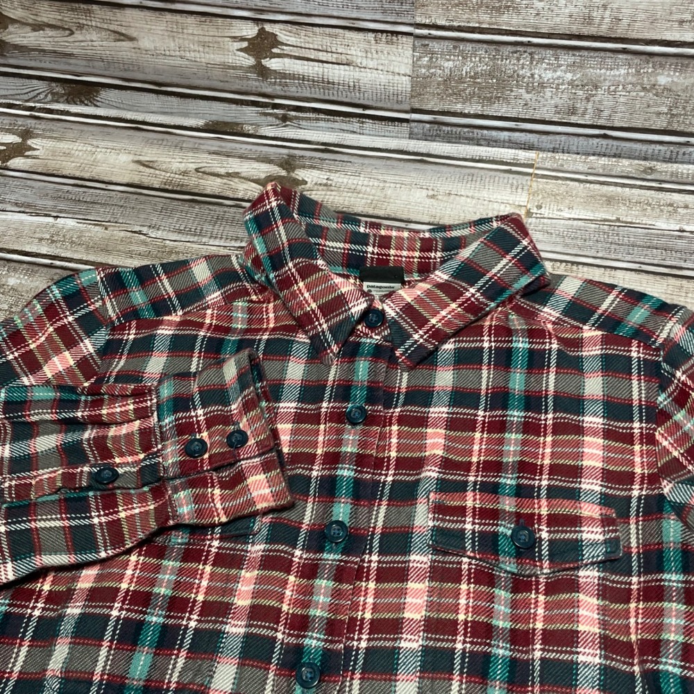 Patagonia Womens Flannel Button Up Long Sleeve Plaid Shirt Size 4‎